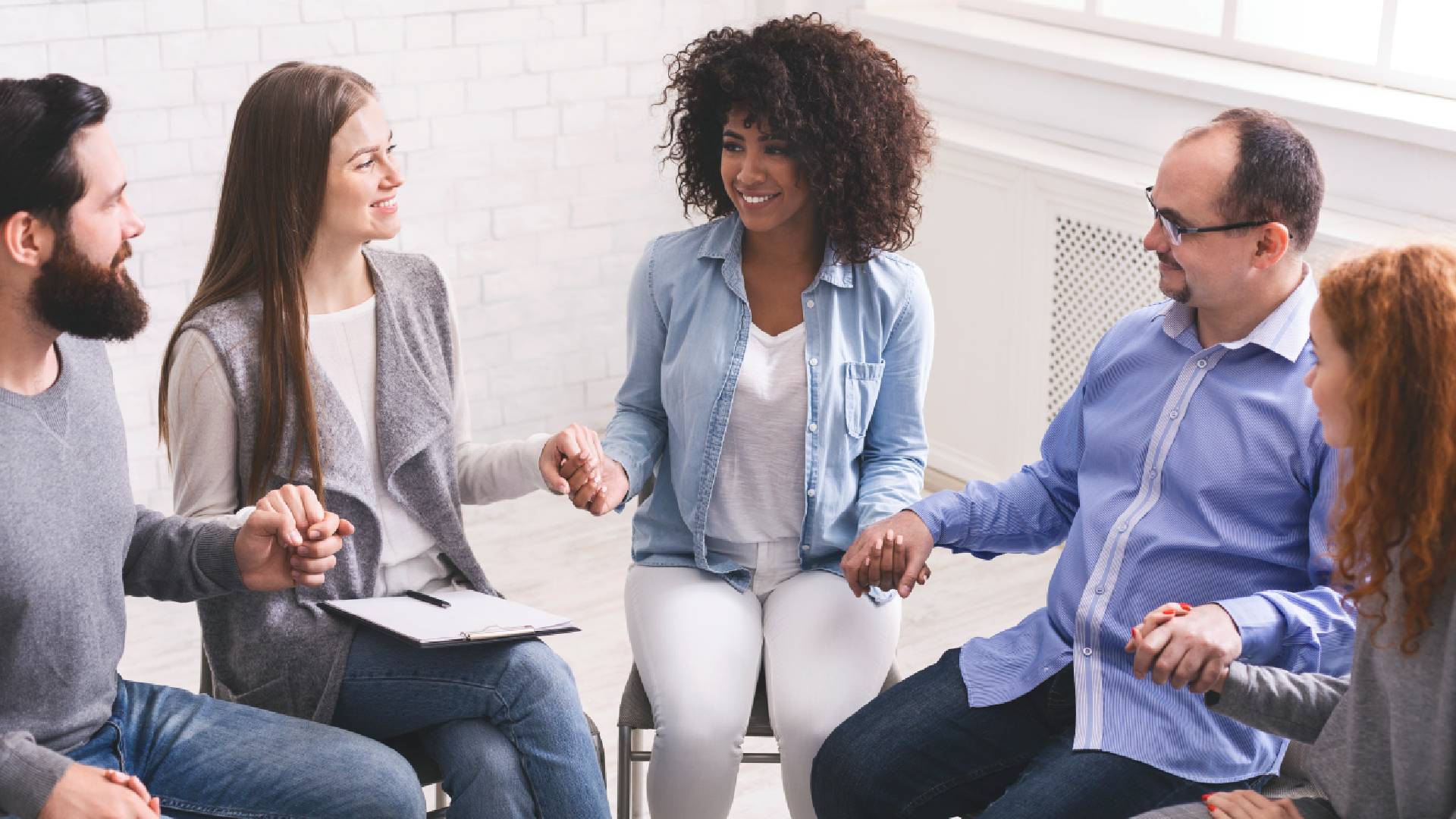 How Group Counseling for Substance Abuse Strengthens Your Resolve