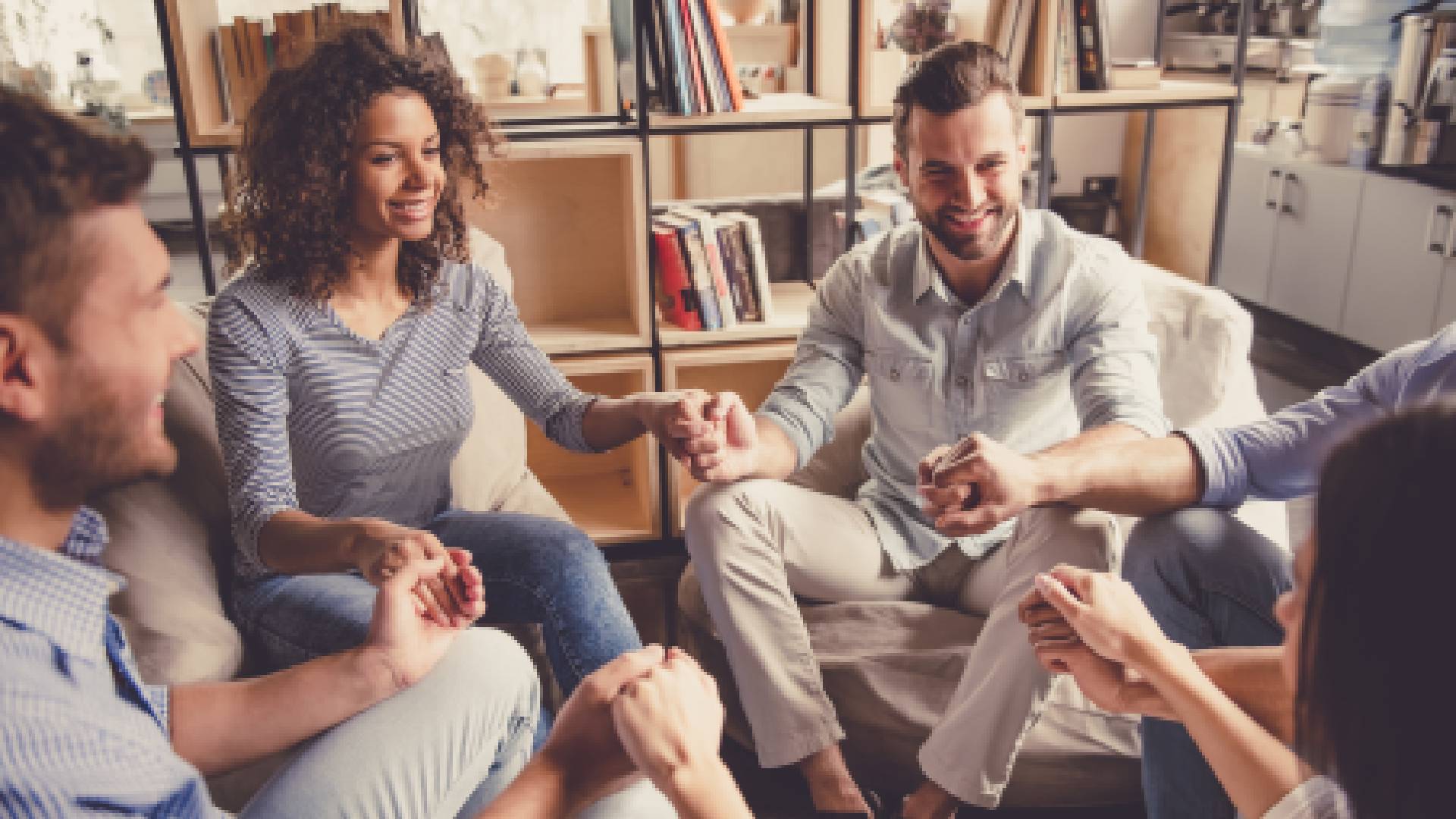 How an Alcohol Recovery Outpatient Program Supports Your Busy Life